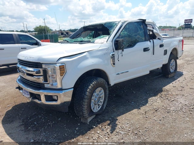 Ford 2018 2018 1FT7W2BT6JEC13197 Image 2