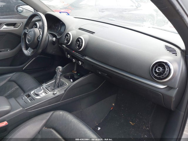 2015 AUDI A3 WAUCJGFF6F1079334 Photo 4