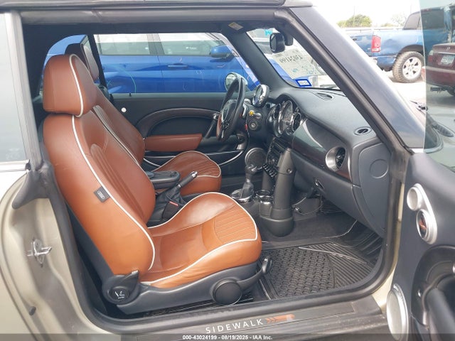 2008 MINI COOPER S WMWRH33578TL96217 Photo 4