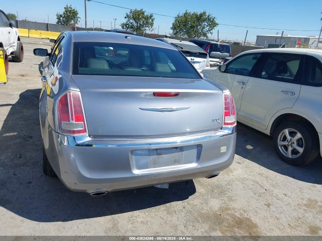 2C3CCAEG3EH378563 Chrysler 2014