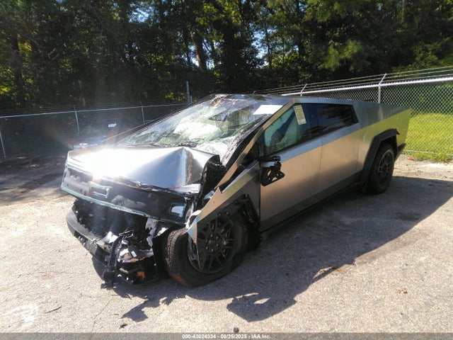 2025 TESLA CYBERTRUCK 7G2CEHED2SA076813 Photo 1