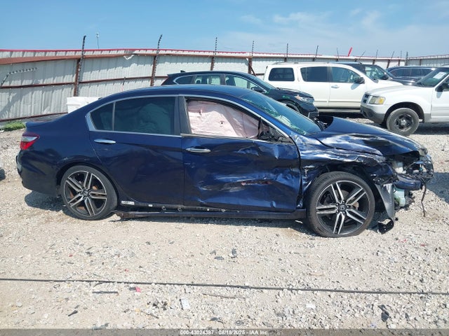 1HGCR2F56GA130677 Honda k24w1