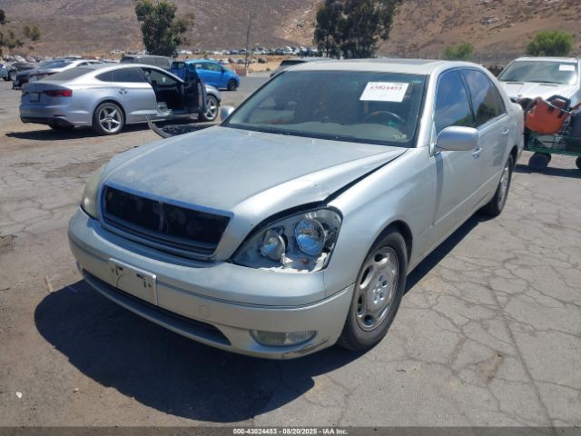 2001 LEXUS LS 430 JTHBN30F810028273 Photo 1