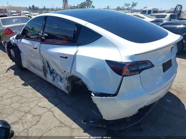2022 TESLA MODEL Y 7SAYGDEF4NF536139 Photo 5