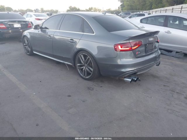 2014 AUDI S4 WAUBGAFLXEA109656 Photo 2