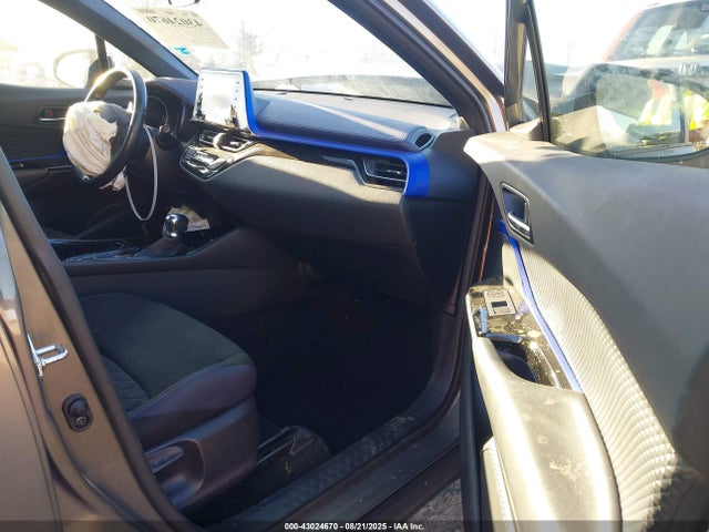 JTNKHMBX1M1100817 Toyota 3zr-fae