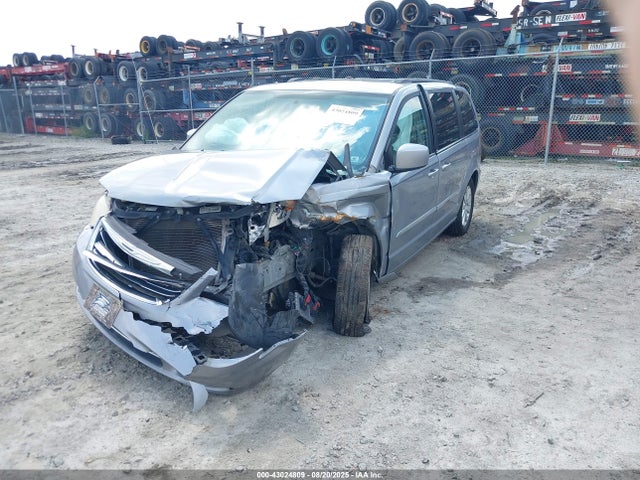 2C4RC1BG3ER192736 Chrysler Town and Country