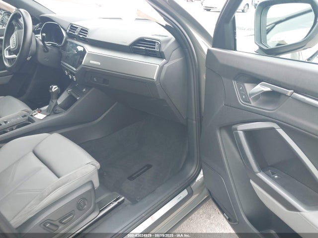 2022 AUDI Q3 WA1EECF36N1040251 Photo 4