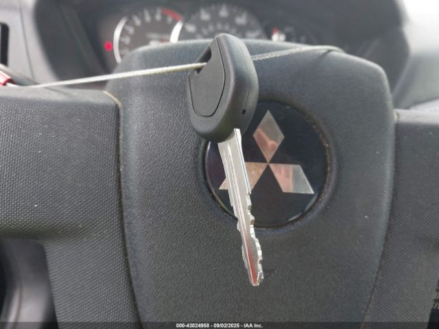 2010 MITSUBISHI ENDEAVOR 4A4JM2AS8AE013192 Photo 10