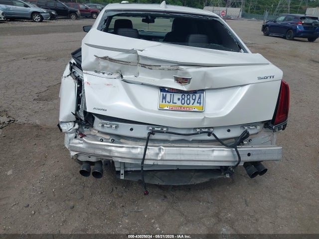 1G6KE5R67JU100561 Cadillac Lgw