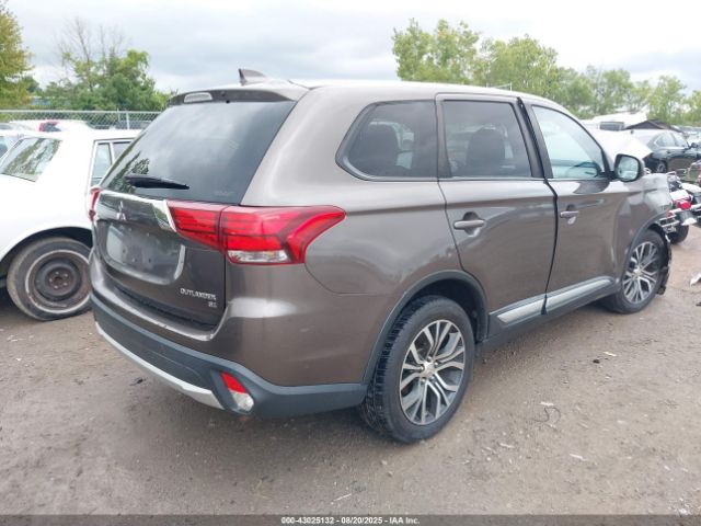 2017 MITSUBISHI OUTLANDER JA4AZ3A3XHZ031343 Photo 3