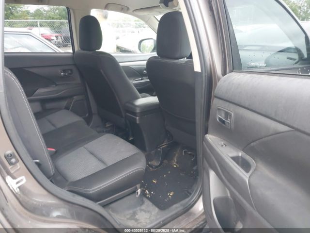 2017 MITSUBISHI OUTLANDER JA4AZ3A3XHZ031343 Photo 7