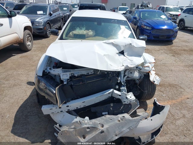 2023 Chrysler 300 Touring მანქანა იყიდება აუქციონზე, vin: 2C3CCAAG4PH676712, აუქციონის ნომერი: 43025147