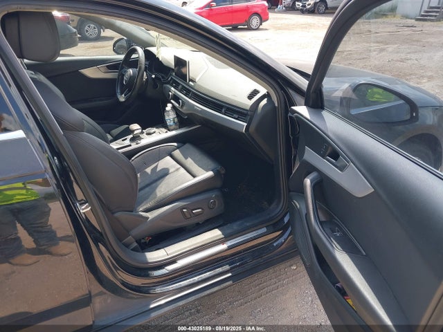 2017 AUDI A4 WAUFNAF45HN034751 Photo 4