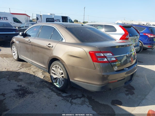 Ford Taurus 2016 1FAHP2F82GG111146 Image 3
