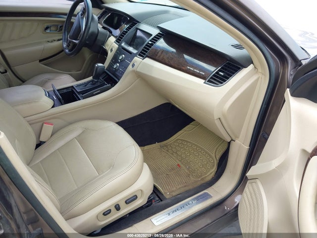 Ford Taurus 2016 1FAHP2F82GG111146 Image 5