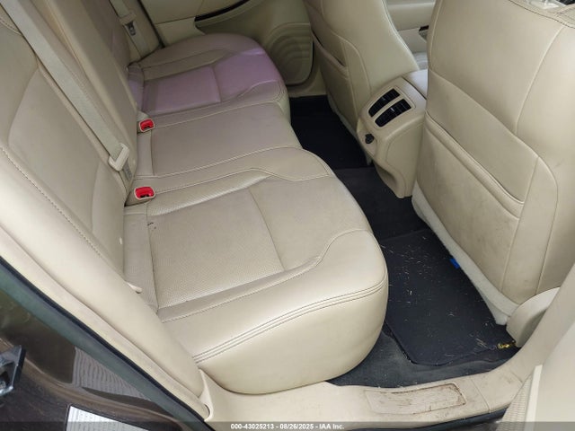 Ford Taurus 2016 1FAHP2F82GG111146 Image 8