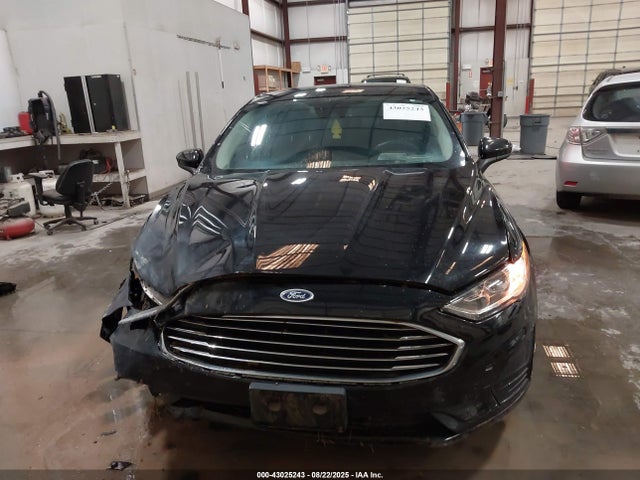 Ford 2019 2019 3FA6P0HD6KR173303 Image 12