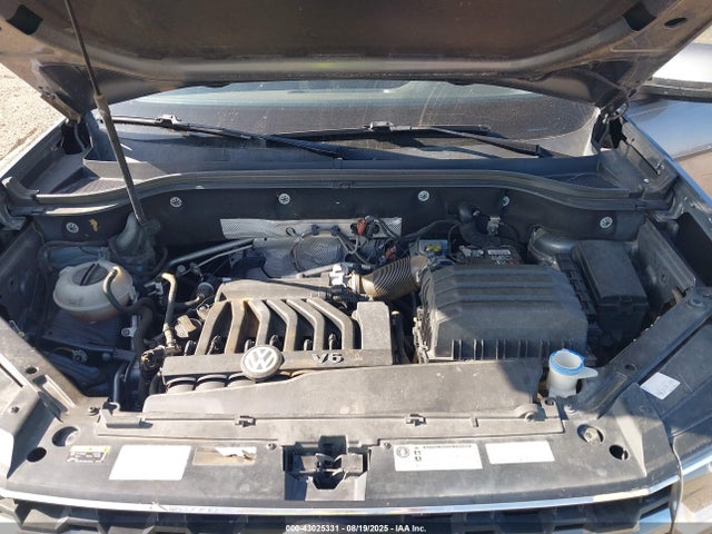 Volkswagen fsi 2018 1V2KR2CA4JC512437 Image 10