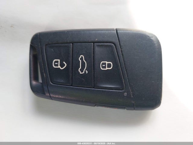 Volkswagen fsi 2018 1V2KR2CA4JC512437 Image 11