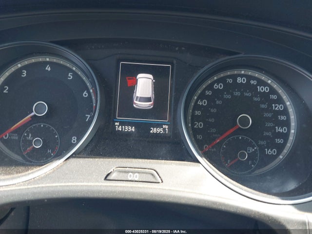 Volkswagen fsi 2018 1V2KR2CA4JC512437 Image 7