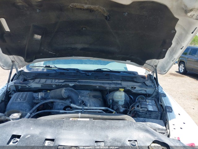 3C6JR7DT5EG285098 RAM 1500