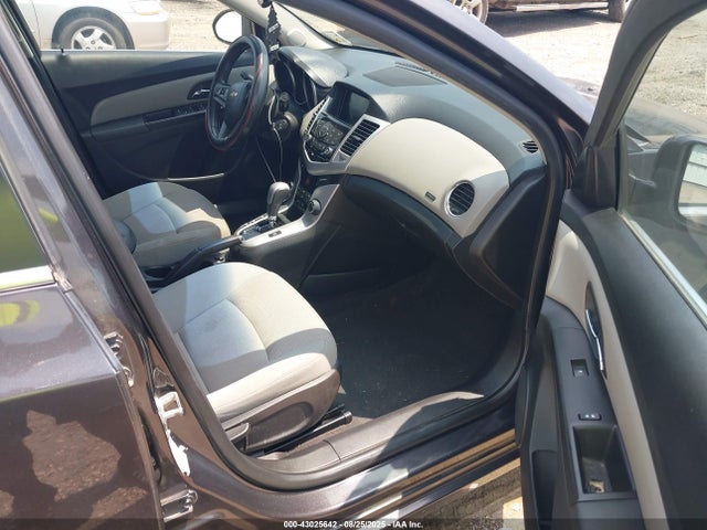 1G1PC5SBXF7130670 Chevrolet LUV