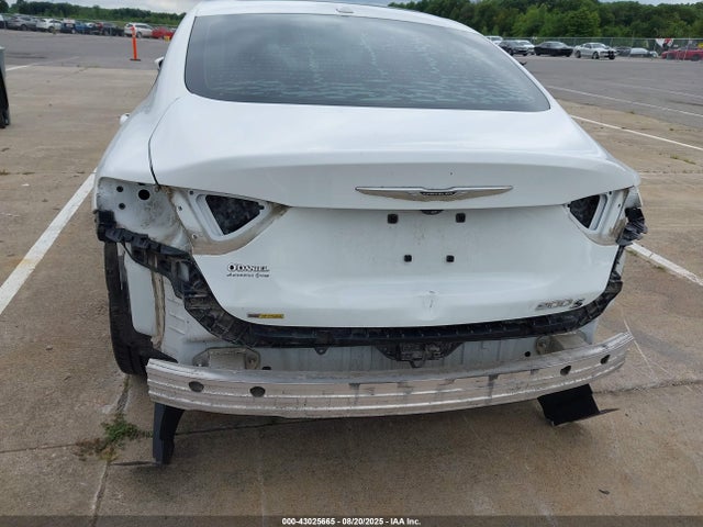 Chrysler 200 2015 1C3CCCBG9FN674289 Image 6