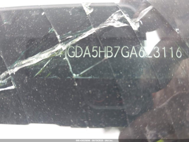 Mercedes-Benz m276 2016 4JGDA5HB7GA623116 Image 9