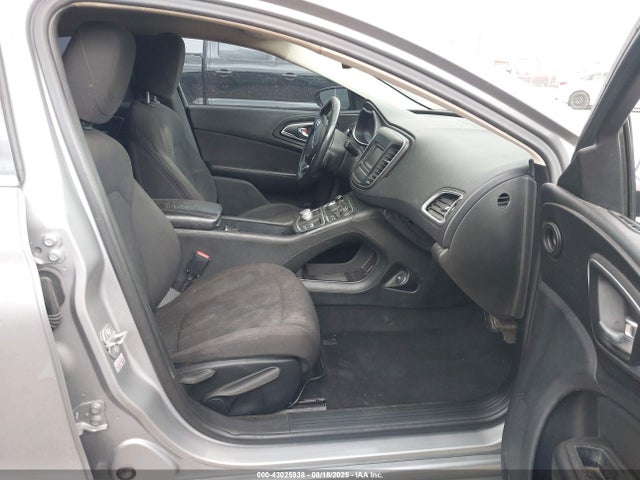Chrysler 2015 2015 1C3CCCAB8FN602733 Image 5