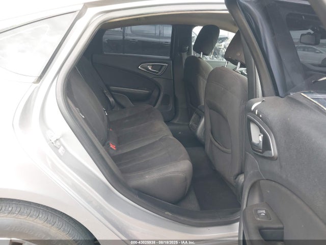 Chrysler 2015 2015 1C3CCCAB8FN602733 Image 8