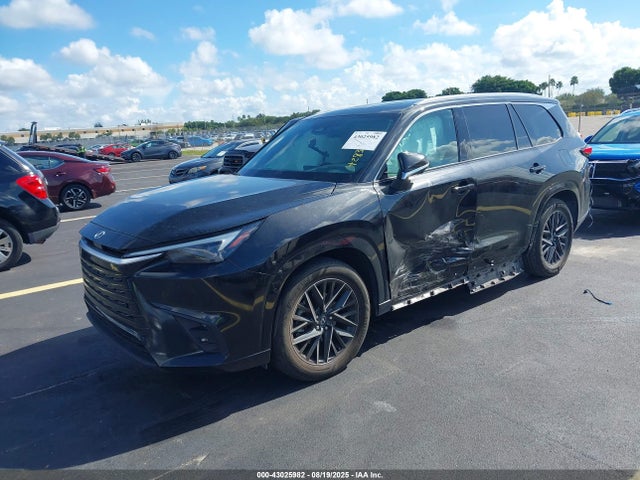 Lexus t24a-fts 2024 5TDAAAA69RS006674 Image 2