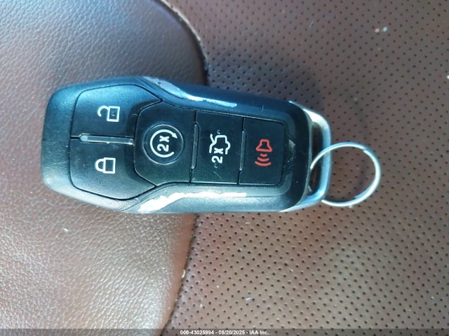 Ford 2016 2016 2FMPK3K83GBB25883 Image 11