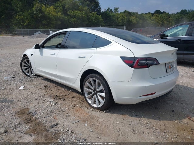 2019 TESLA MODEL 3 5YJ3E1EA1KF466434 Photo 2