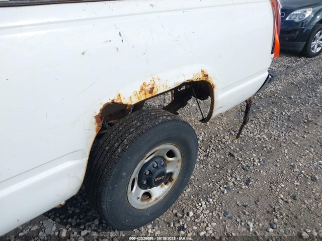 43026086 :رقم المزاد ، 1GTGC24R1VZ548327 vin ، 1997 Gmc Sierra 2500 Sl مزاد بيع