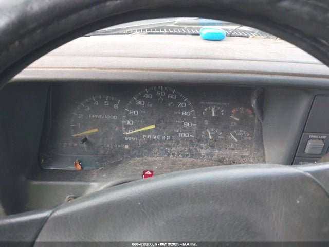 43026086 :رقم المزاد ، 1GTGC24R1VZ548327 vin ، 1997 Gmc Sierra 2500 Sl مزاد بيع