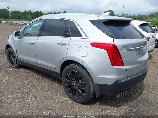 2019 CADILLAC XT5 1GYKNFRS4KZ212331 Photo 2