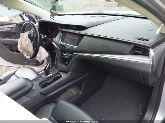 2019 CADILLAC XT5 1GYKNFRS4KZ212331 Photo 4