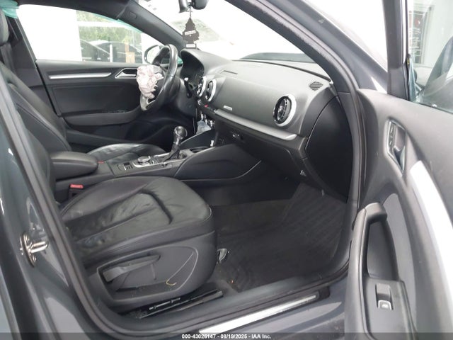 2019 AUDI A3 WAUAUGFF9KA085976 Photo 4
