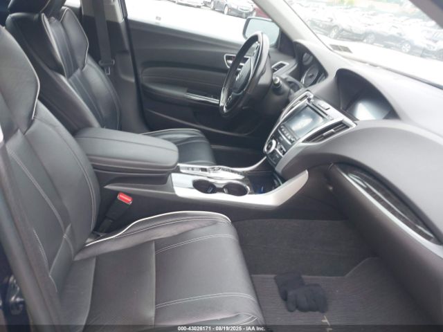 2018 ACURA TLX 19UUB2F5XJA003575 Photo 4