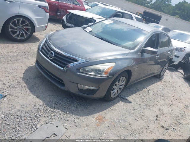 2015 Nissan Altima 2.5 S მანქანა იყიდება აუქციონზე, vin: 1N4AL3AP6FC267228, აუქციონის ნომერი: 43026175