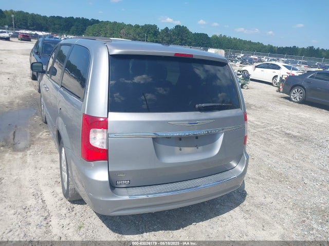 2C4RC1BG2FR710921 Chrysler Town and Country