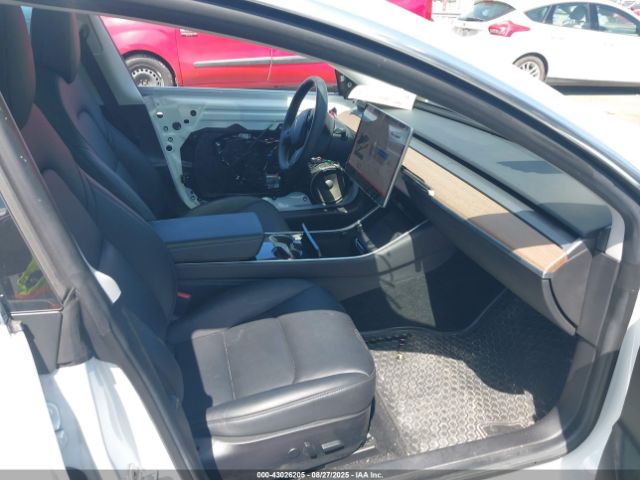 2019 TESLA MODEL 3 5YJ3E1EA1KF449472 Photo 4