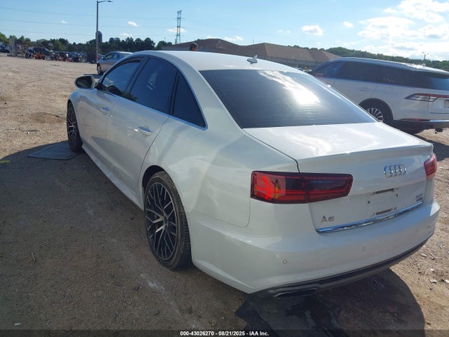 2016 AUDI A6 WAUGFAFC4GN070468 Photo 2