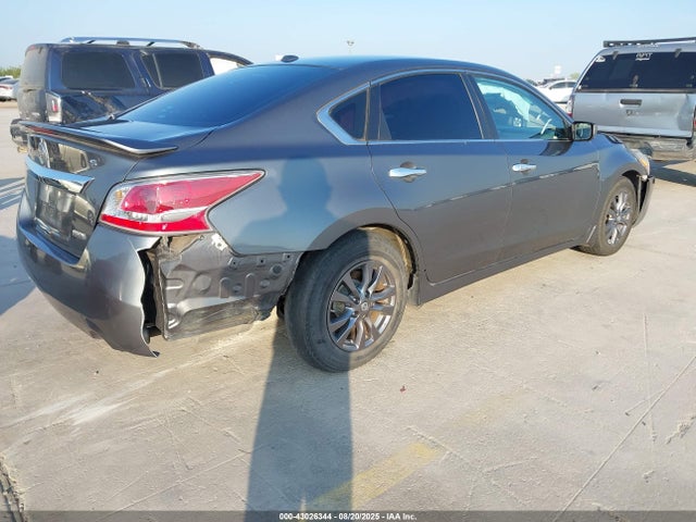 1N4AL3AP5FN902234 Nissan 2015