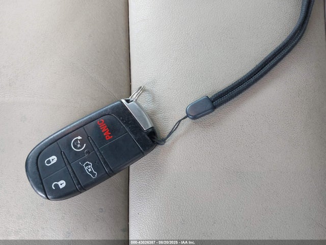 1C4RJFBGXJC422567 Jeep Grand Cherokee