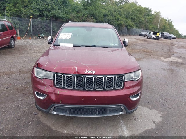 1C4RJFBGXJC422567 Jeep Grand Cherokee