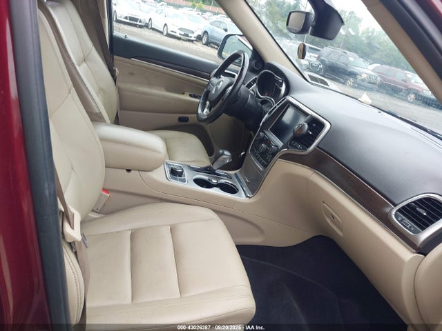 1C4RJFBGXJC422567 Jeep Grand Cherokee