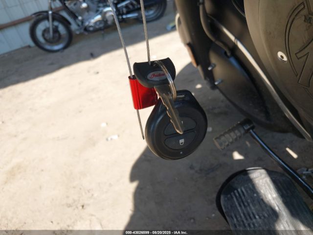 2018 INDIAN MOTORCYCLE CO. CHIEFTAIN 56KTCDAA5J3367456 Photo 10