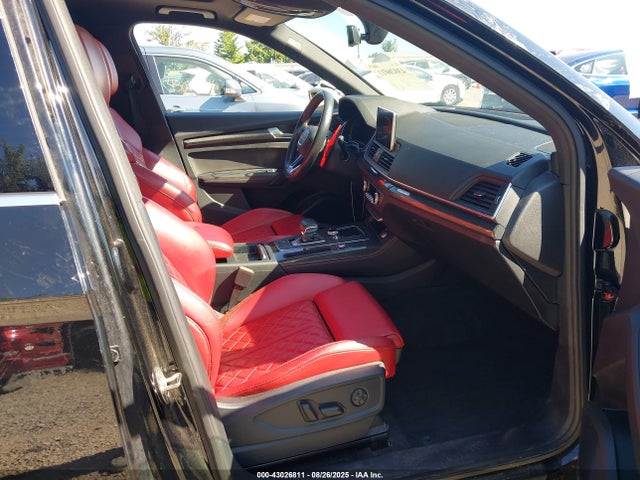 2019 AUDI SQ5 WA1C4AFY7K2072478 Photo 4